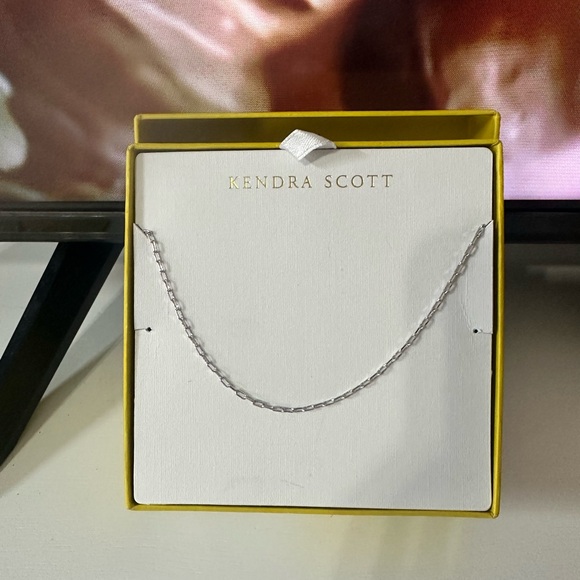 Kendra Scott Jewelry - Kendra Scott Delicate Silver Necklace